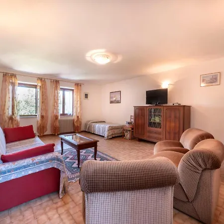 Il Castelliere-1 By Interhome *